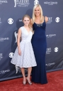 972479748_AnnaSophiaRobb_46thAnnualAcademyOfCountryMusicAwardsApril32011_CFF7_122_177lo.jpg