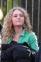 AnnaSophiaRobb_FilmingascenefortheCarrieDiariesinNewYorkMarch282012_By_oTTo11.jpg