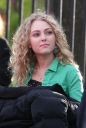 AnnaSophiaRobb_FilmingascenefortheCarrieDiariesinNewYorkMarch282012_By_oTTo13.jpg
