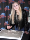 AnnaSophiaRobb_VisitsPlanetHollywoodTimesSquareApril62011_By_oTTo35.jpg