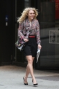 Preppie_Anna_Sophia_Robb_on_The_Carrie_Diaries_set_21.jpg