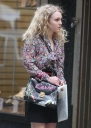 Preppie_Anna_Sophia_Robb_on_The_Carrie_Diaries_set_3-1.jpg
