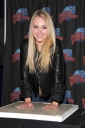 Dateiname=Tikipeter_AnnaSophia_Robb_visits_Planet_Hollywood_005.jpg
Dateigröße=821KB
Abmessungen: 1998x3000
hinzugefügt am: 09. April 2011 Tikipeter_AnnaSophia_Robb_visits_Planet_Hollywood_005.jpg