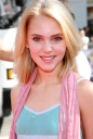 annasophia-robb-nancy-drew-world-premiere-20070609_07.jpg