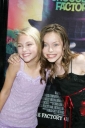 Dateiname=charlie_and_the_chocolate_factory_premiere_2005_286229.jpg
Dateigröße=39KB
Abmessungen: 341x512
hinzugefügt am: 05. März 2011 charlie_and_the_chocolate_factory_premiere_2005_286229.jpg